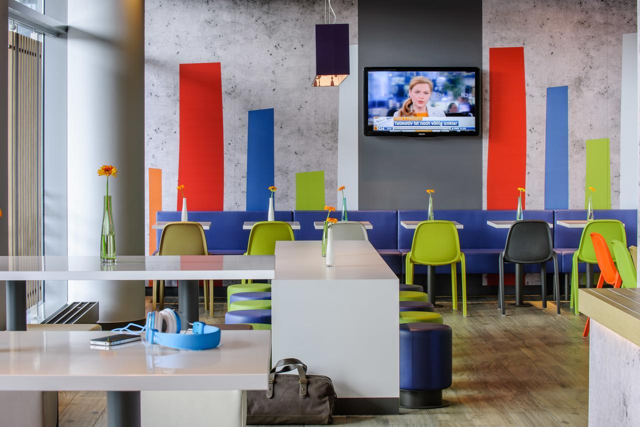 Ibis Budget Salzburg Airport - Self-Check-In Himmelreich Buitenkant foto