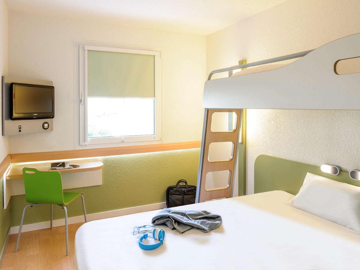 Ibis Budget Salzburg Airport - Self-Check-In Himmelreich Buitenkant foto